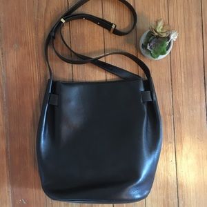 Cuyana Structured Leather Cinch Crossbody